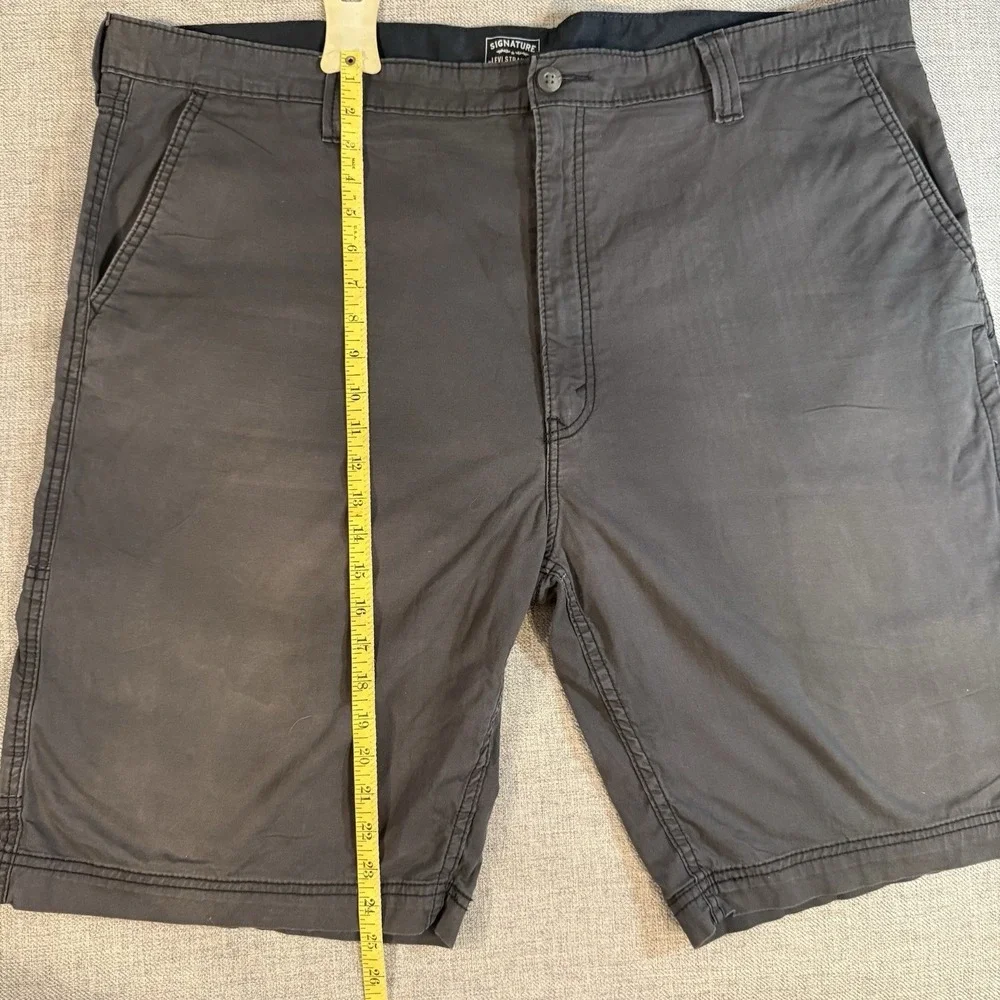 Levi Strauss Signature Gold Shorts Mens 46 Gray Cargo Stretch Casual W46